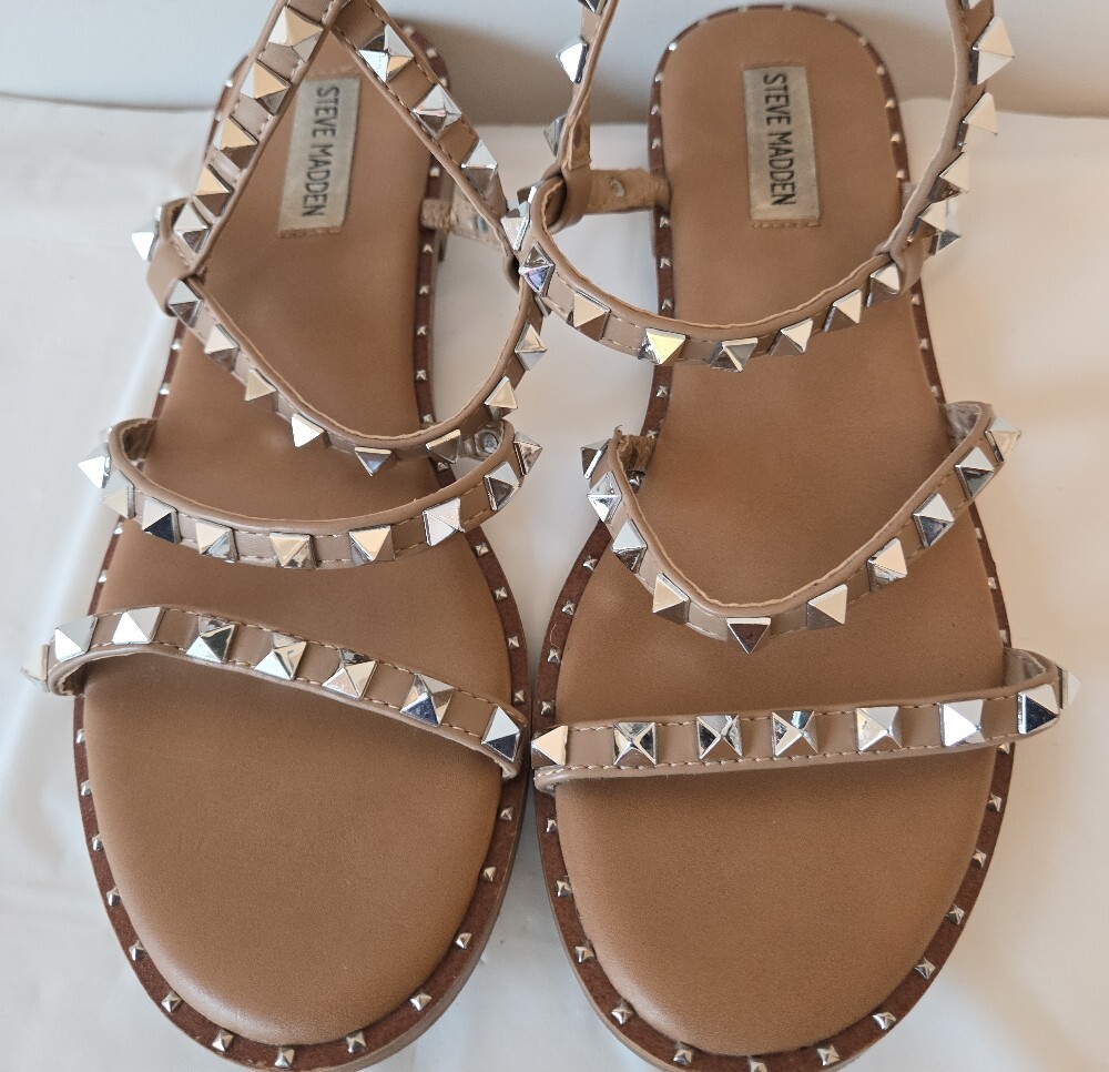 Steve Madden Studded Tan Sandals – Size 9 - Picture 2 of 8